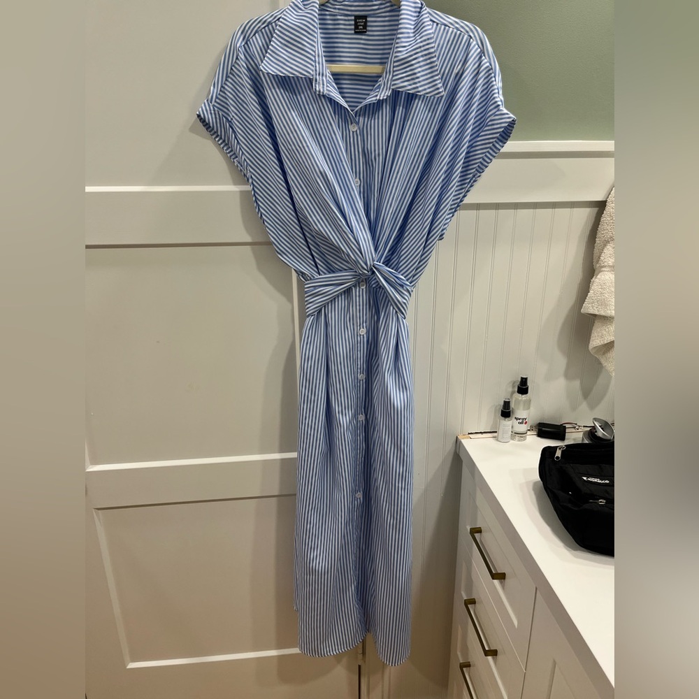 SHEIN Blue Maxi Dress with Tie Front and Notched Collar